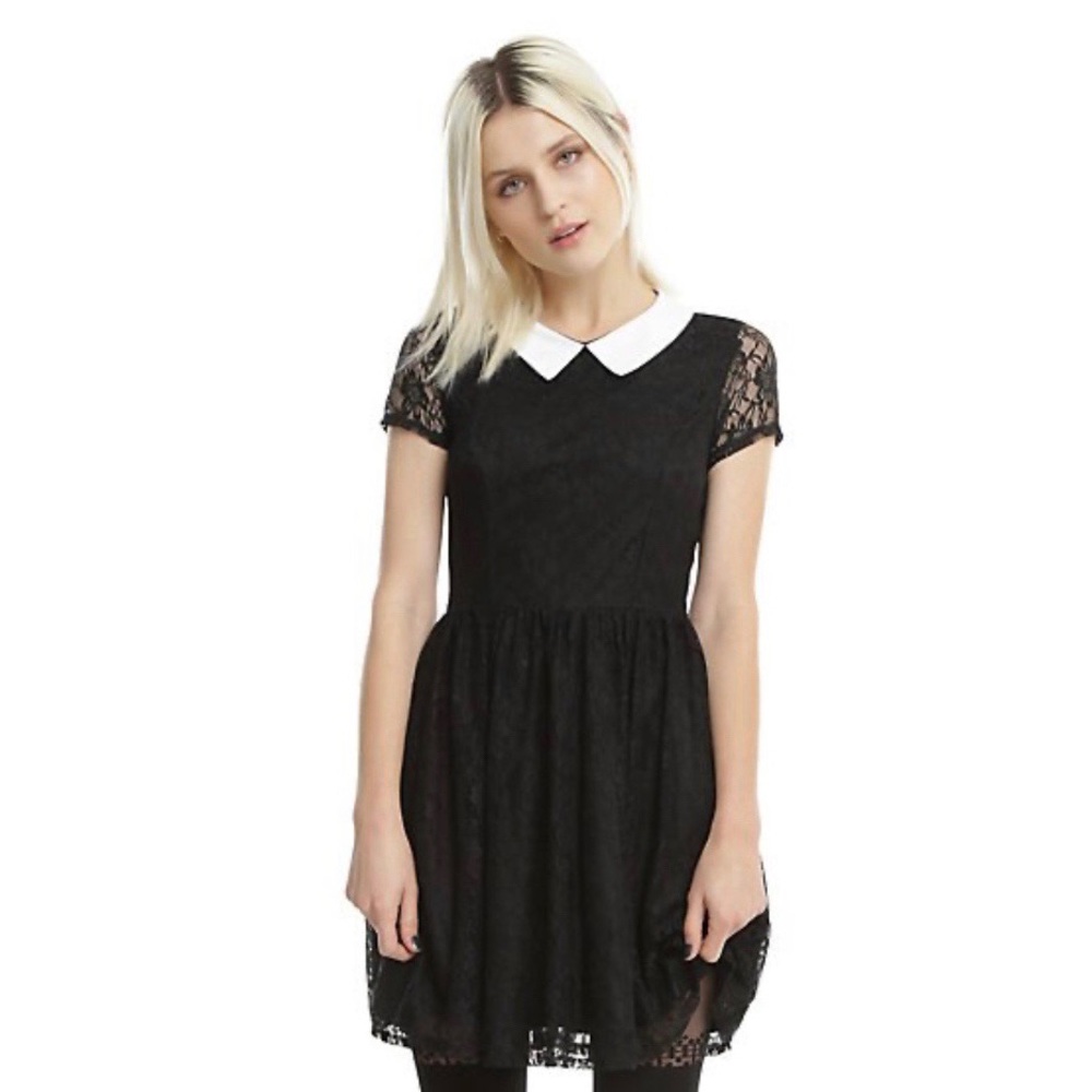 🔥SOLD🔥 NWOT Lace Wednesday Adams Dress